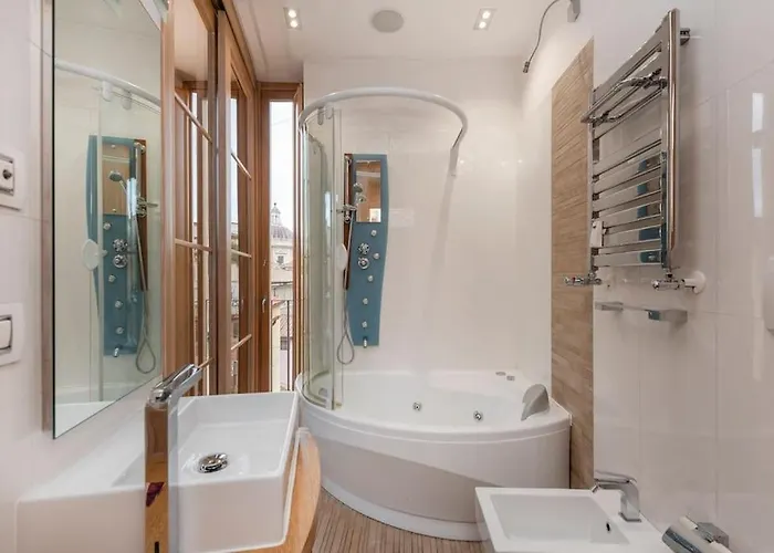 Modern Colosseum Flat Lejlighed *