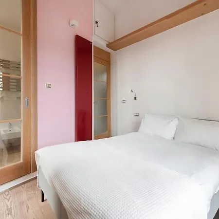 Modern Colosseum Flat Appartement